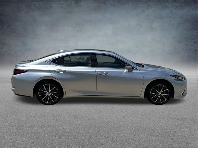 2022 Lexus ES 350