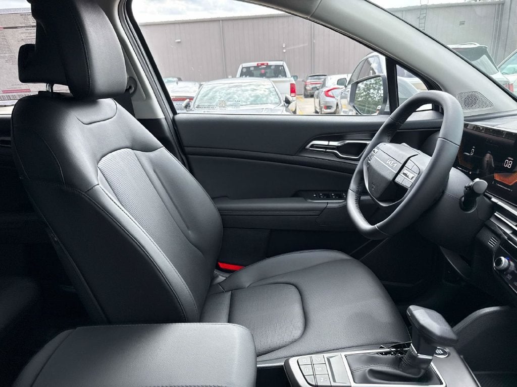 2027 Kia Sportage EX