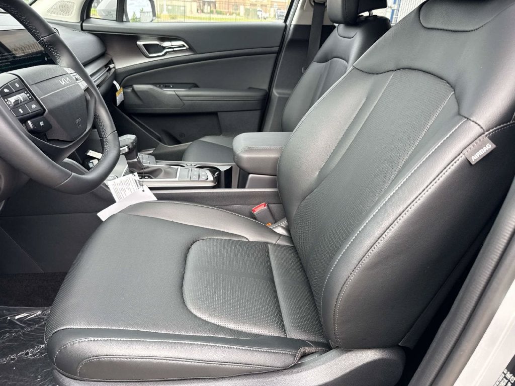 2027 Kia Sportage EX