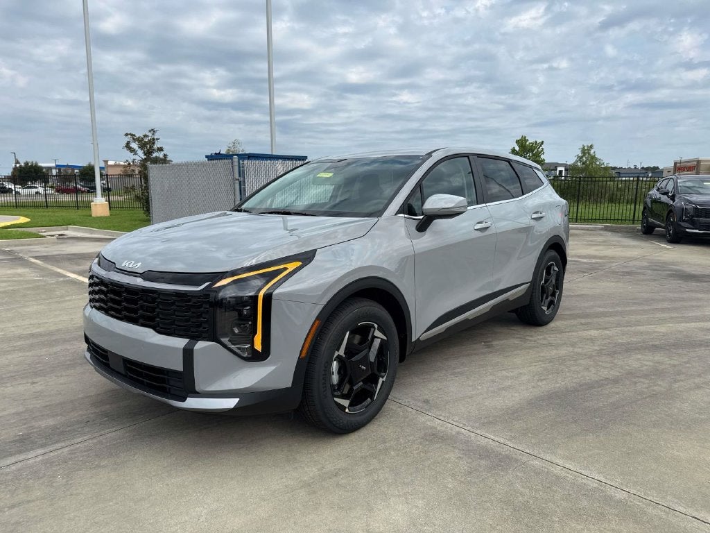 2027 Kia Sportage EX