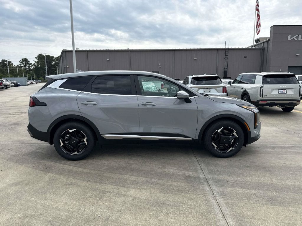 2027 Kia Sportage EX
