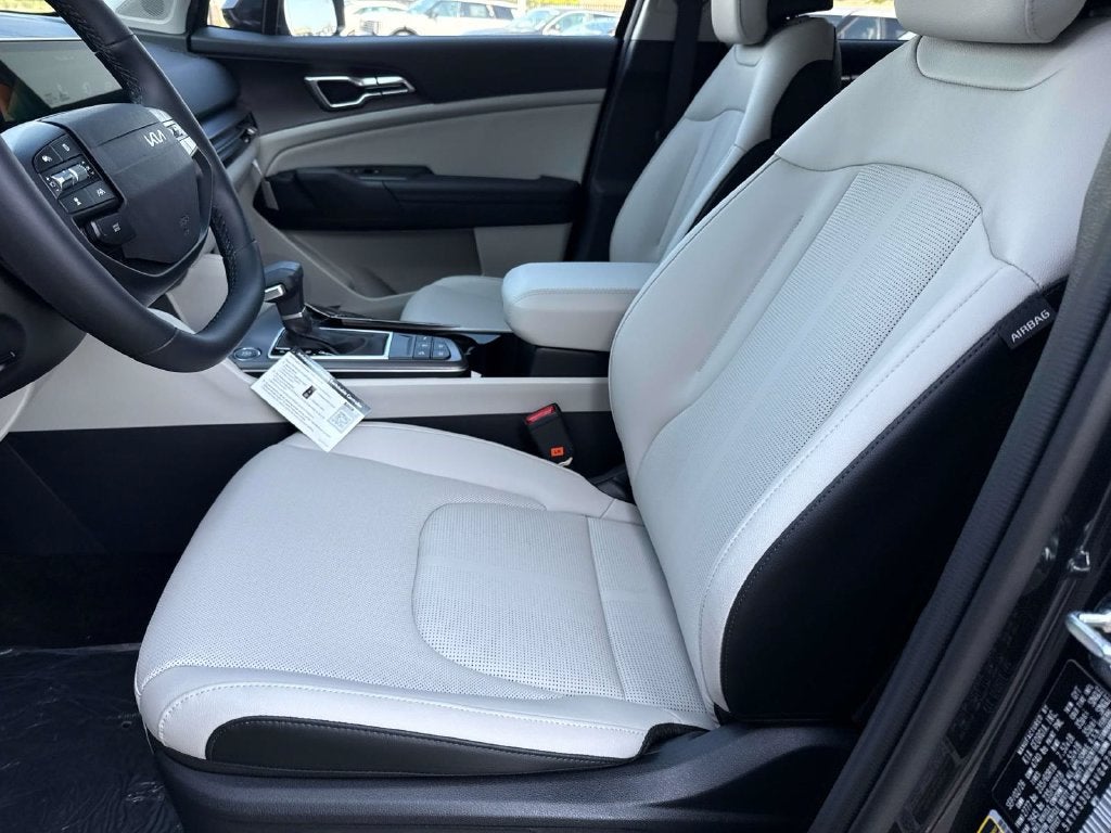 2027 Kia Sportage EX