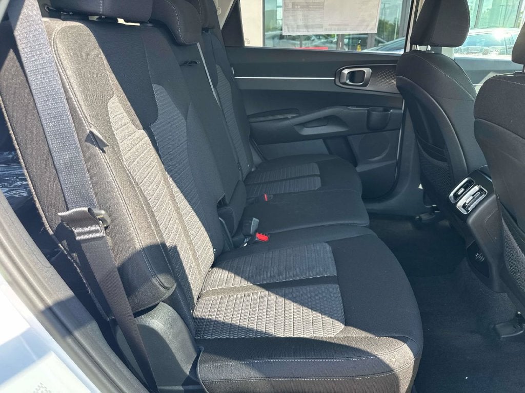 2026 Kia Sorento LX