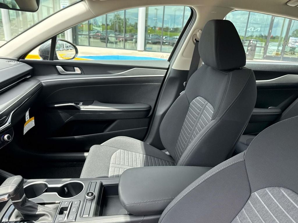 2026 Kia K5 LXS