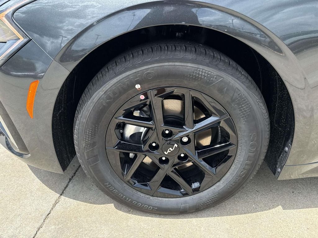 2026 Kia K5 LXS