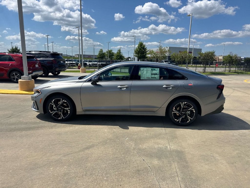 2026 Kia K5 GT-Line
