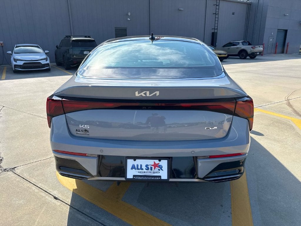 2026 Kia K5 GT-Line