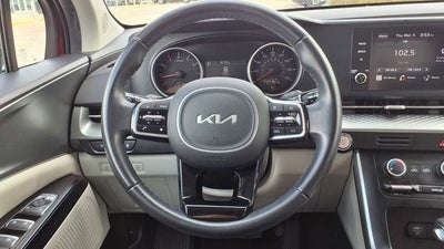 2024 Kia Carnival LX