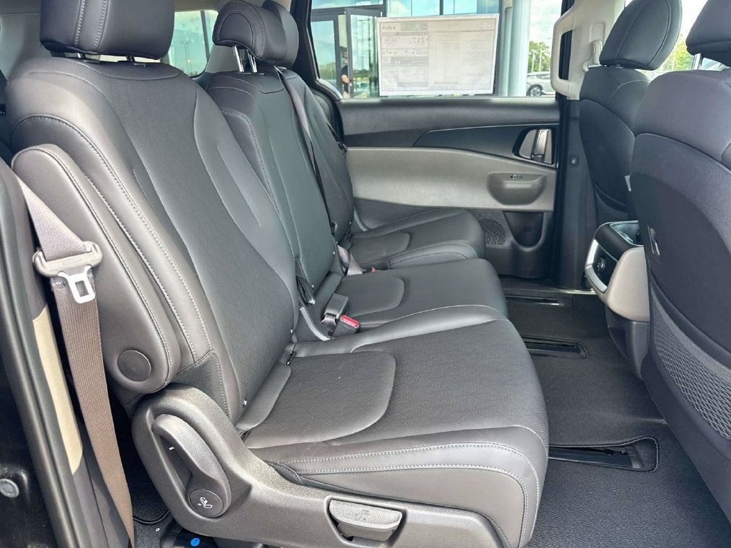 2026 Kia Carnival MPV LXS