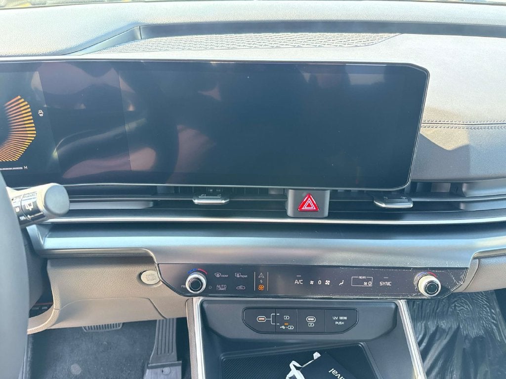 2027 Kia Carnival MPV LXS