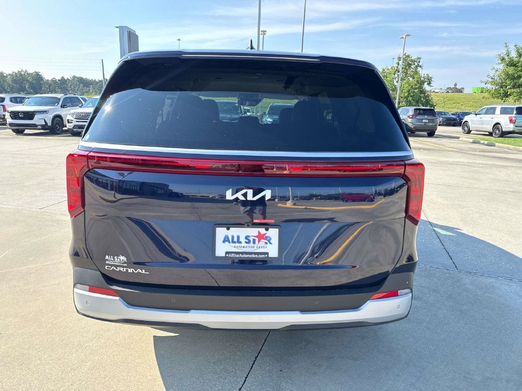 2027 Kia Carnival MPV LXS