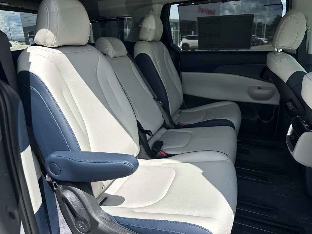 2026 Kia Carnival MPV EX