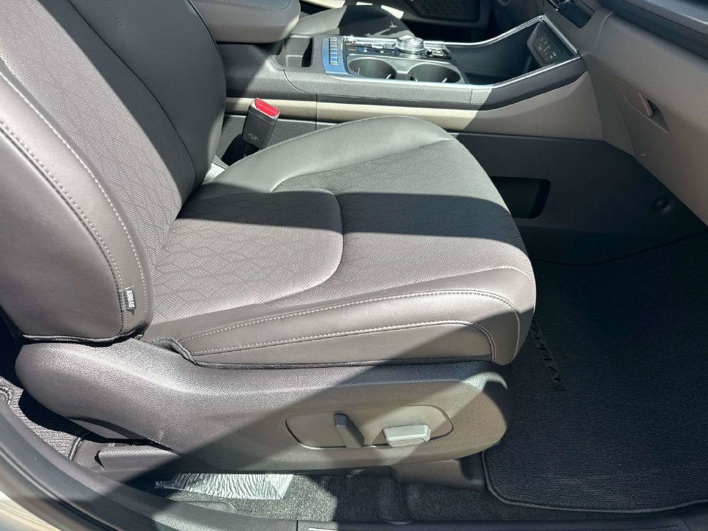 2026 Kia Carnival MPV Hybrid EX