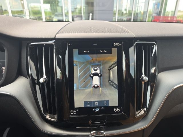2018 Volvo XC60 T5 Momentum