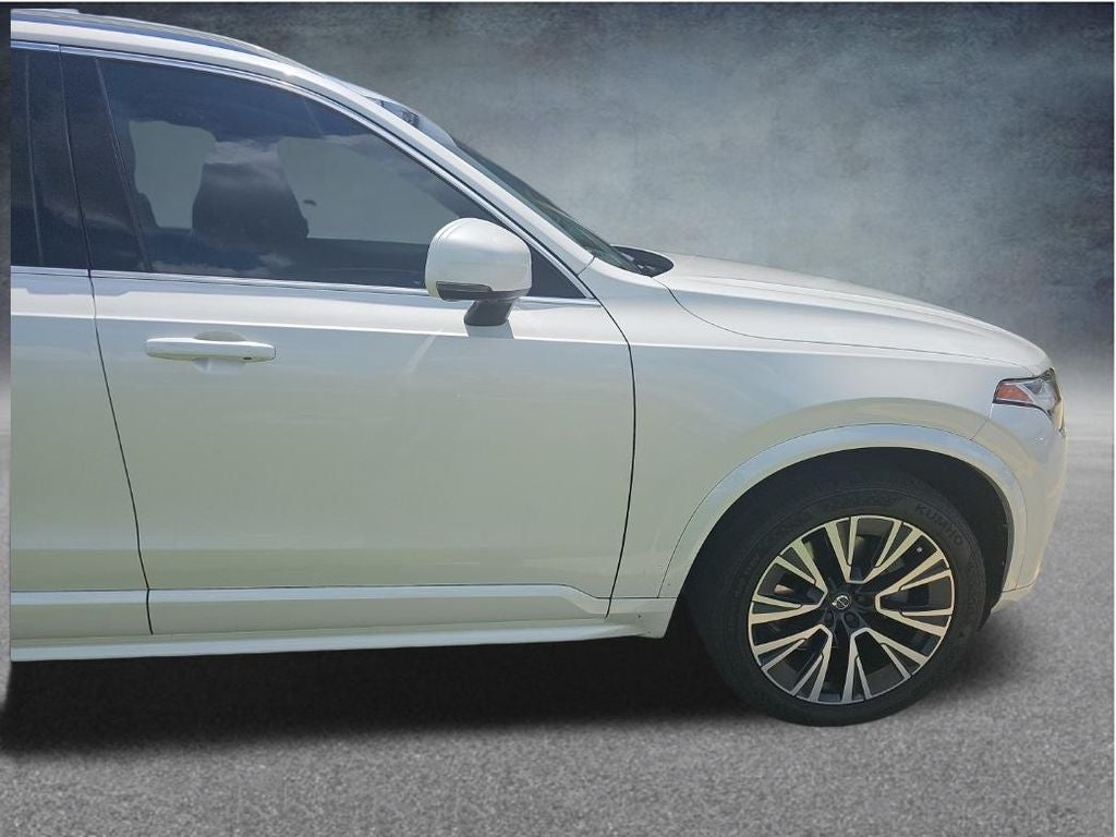 2020 Volvo XC90 T6 Momentum