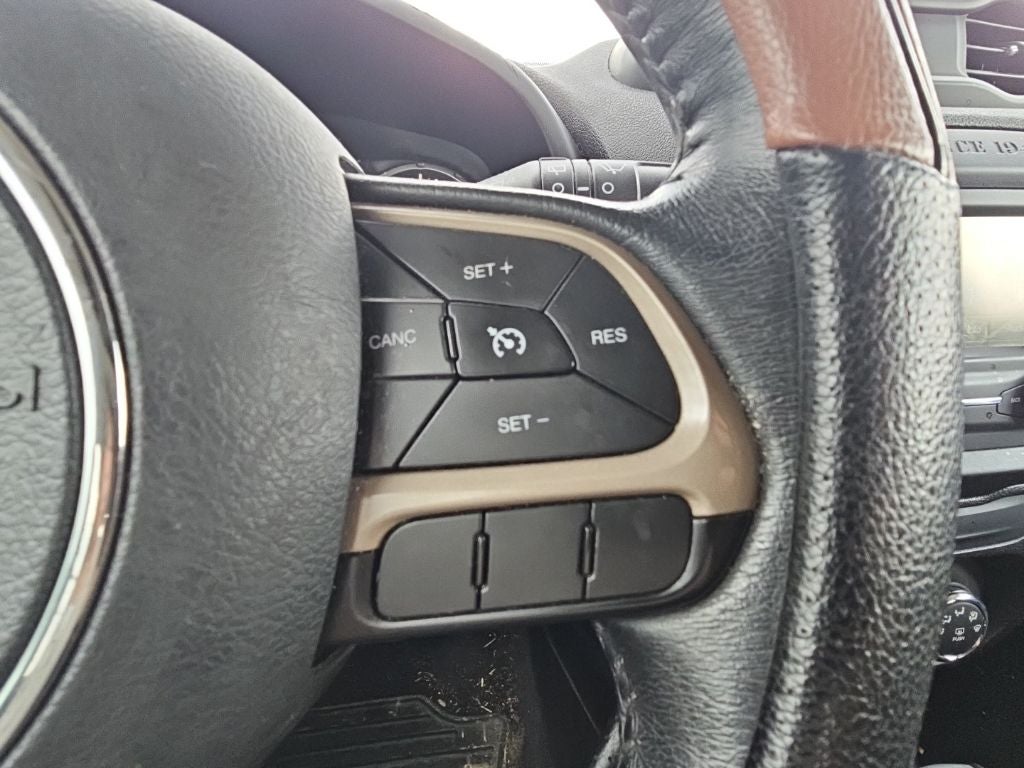 2016 Jeep Renegade Latitude 75th Anniversary Edition