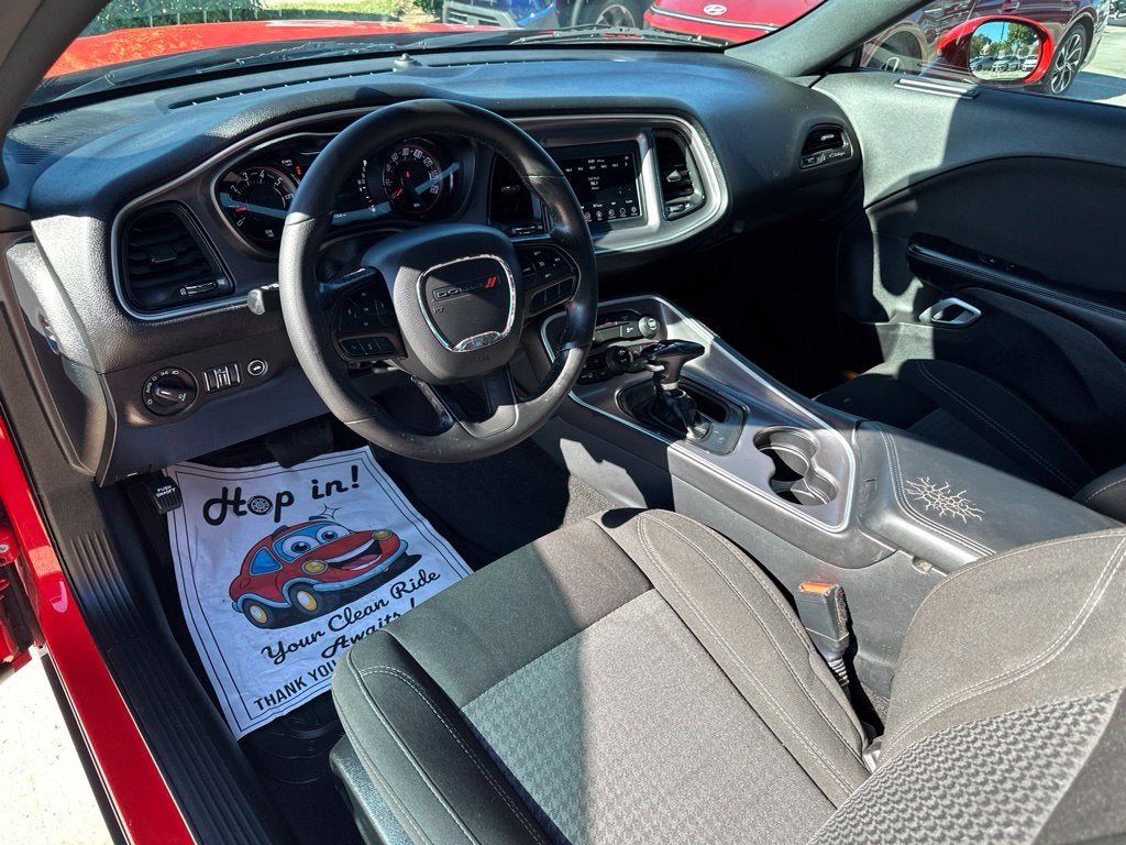 2021 Dodge Challenger SXT