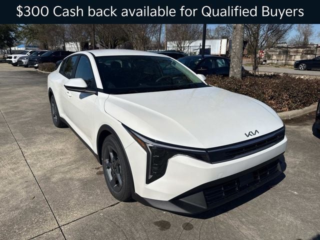 2026 Kia K4 LXS