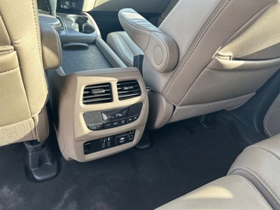 2019 Honda Pilot EX-L w/Navigation and Rear Entertainment System