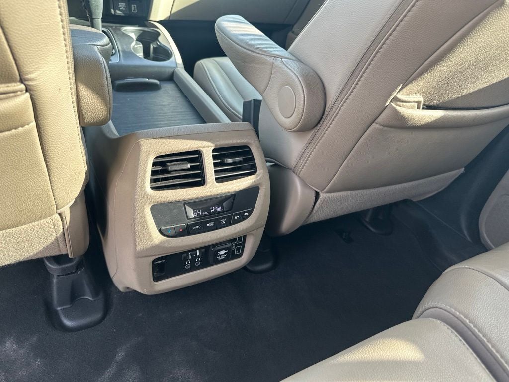 2019 Honda Pilot EX-L w/Navigation and Rear Entertainment System