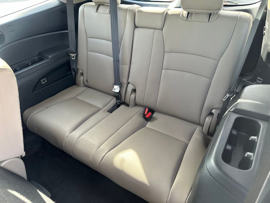 2019 Honda Pilot EX-L w/Navigation and Rear Entertainment System