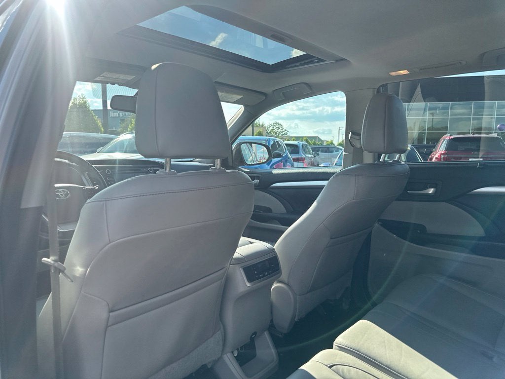 2016 Toyota Highlander XLE V6