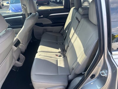 2016 Toyota Highlander XLE V6