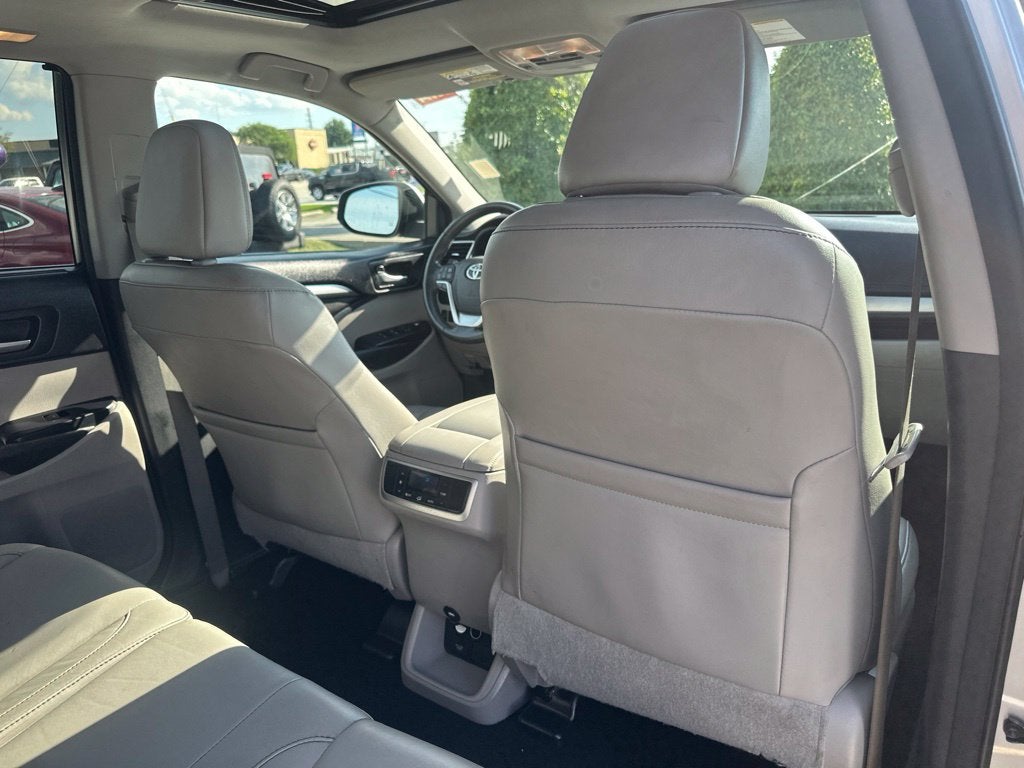 2016 Toyota Highlander XLE V6