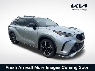 2022 Toyota Highlander XSE