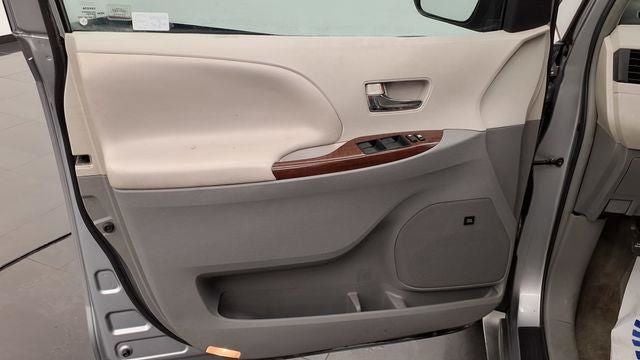 2011 Toyota Sienna Base