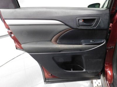 2017 Toyota Highlander LE