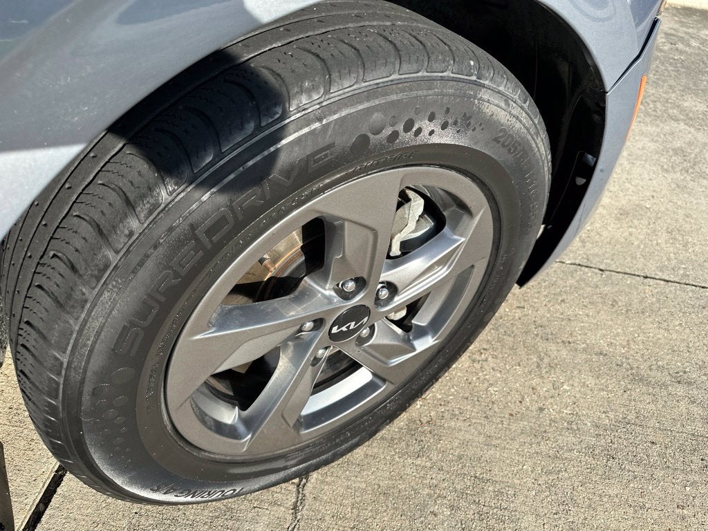 2022 Kia K5 LXS