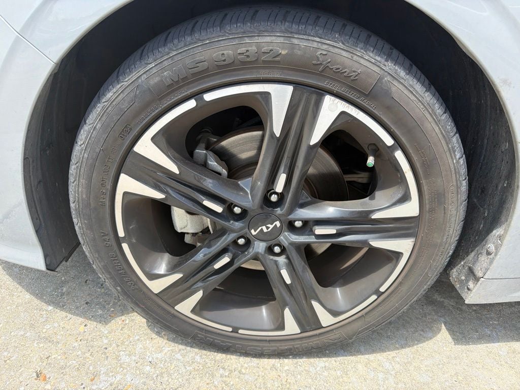 2022 Kia K5 GT-Line