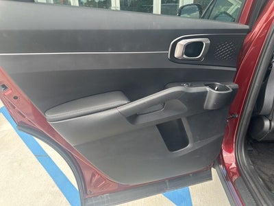 2025 Kia Sorento LX