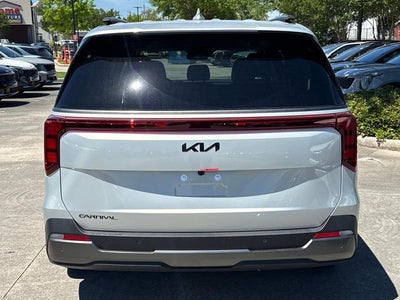 2026 Kia Carnival SX