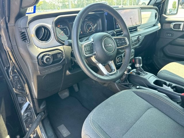2025 Jeep Wrangler Sahara