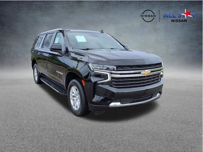 2023 Chevrolet Suburban LT