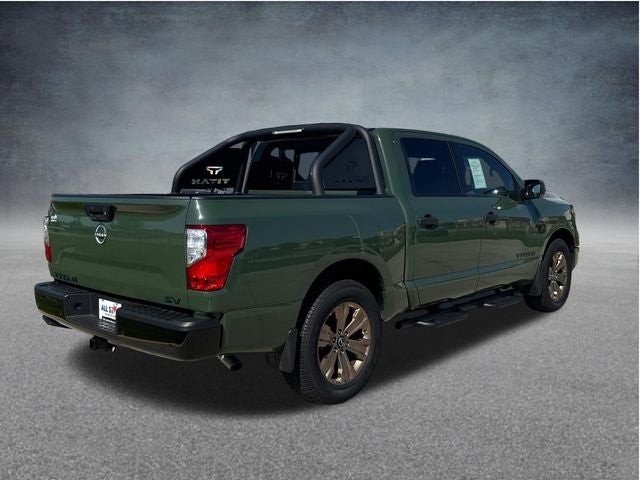 2024 Nissan Titan SV