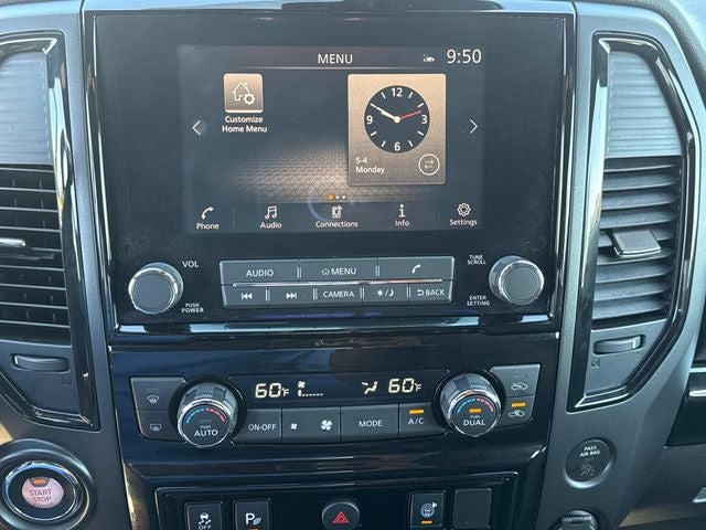 2024 Nissan Titan SV