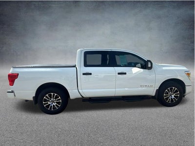 2024 Nissan Titan SV