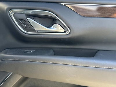 2023 GMC Yukon XL SLE