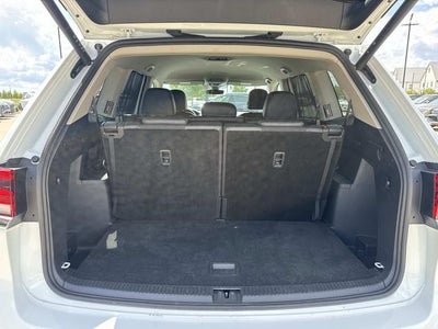 2025 Volkswagen Atlas 2.0T SE w/Technology
