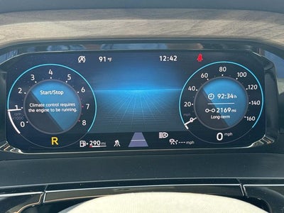 2025 Volkswagen Atlas 2.0T SE w/Technology