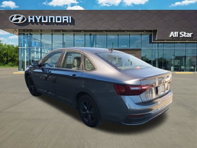 2023 Volkswagen Jetta SE