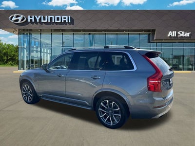 2019 Volvo XC90 Momentum