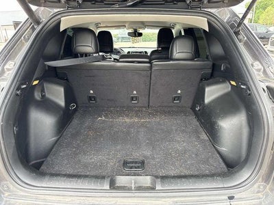 2019 Jeep Cherokee Limited FWD