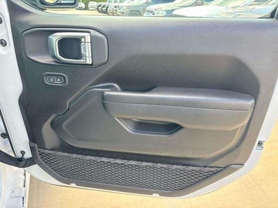 2025 Jeep Wrangler 4-Door Summit 4x4