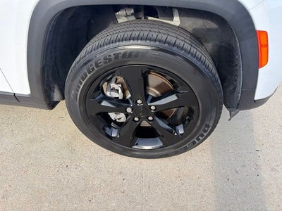 2023 Jeep Grand Cherokee L Altitude 4x2