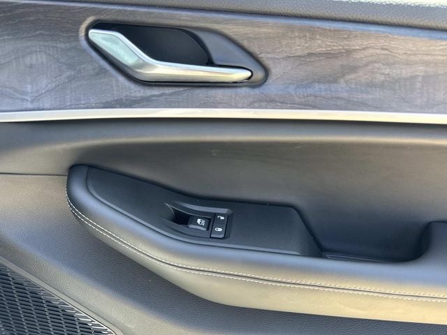 2025 Jeep Grand Cherokee L Limited 4x2