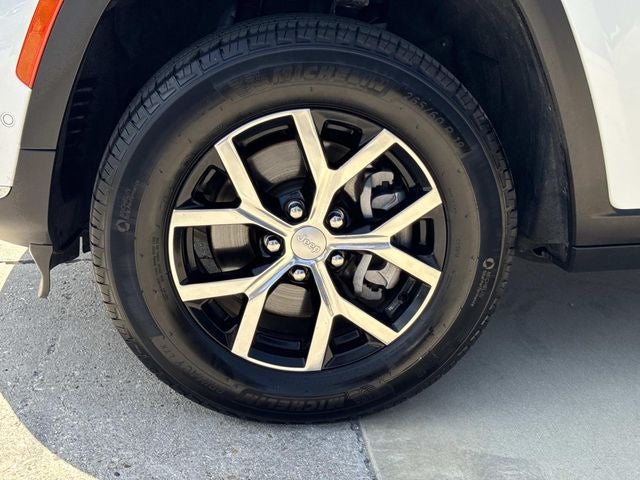 2025 Jeep Grand Cherokee L Limited 4x2